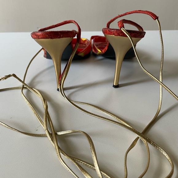 Vintage Roberto Cavalli Alligator Embossed Heels - Picture 2 of 4